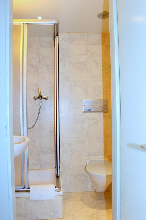 Hotel Muenchnerhof Basel Værelse billede